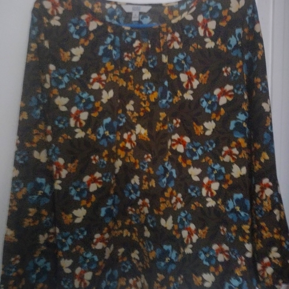 Satin blouse size M
